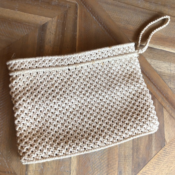 VINTAGE | BEIGE CLUTCH - Picture 2 of 6